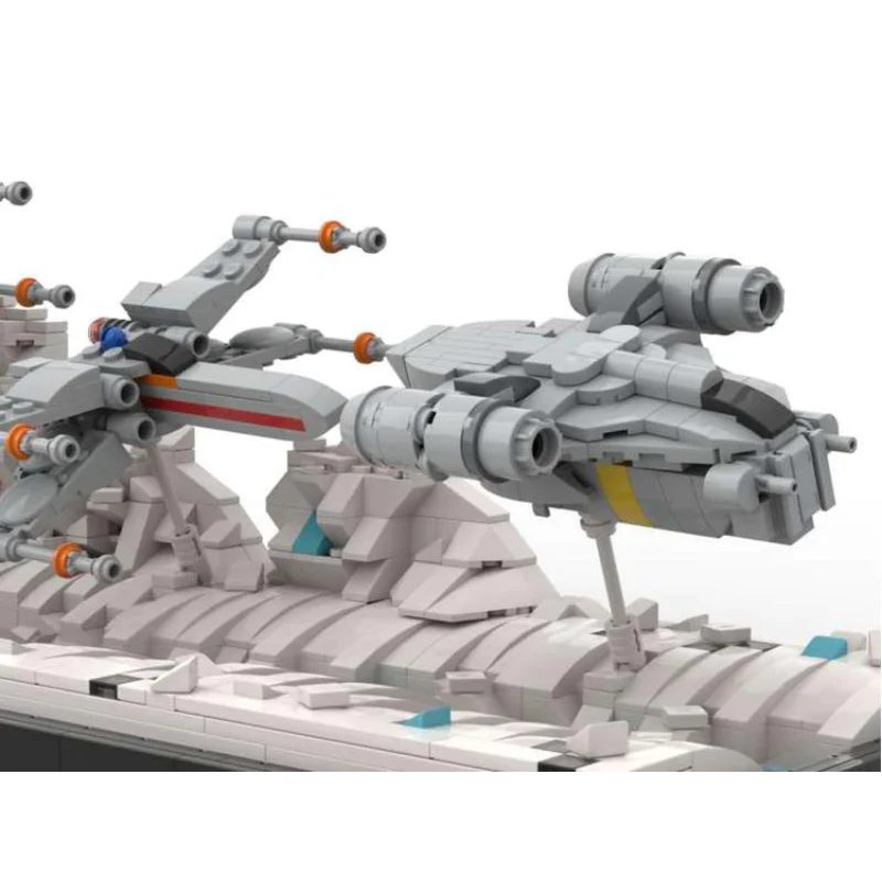 1061pcs MOC-56353 Razor Crest Ice Planet Pursuit Mandalorian S2 Micro X-W ing - Image 2