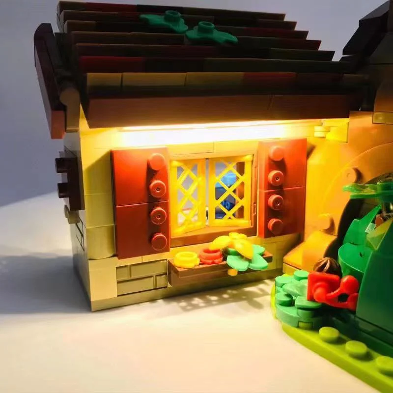 1265PCS 19043  Winnie the Pooh Tree House - Image 6