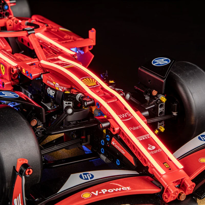 1361 pcs Ferrari SF-24 F1 Car - Image 10