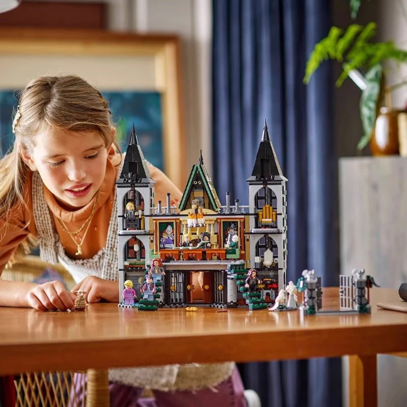 1601 pcs Malfoy Manor - Image 7