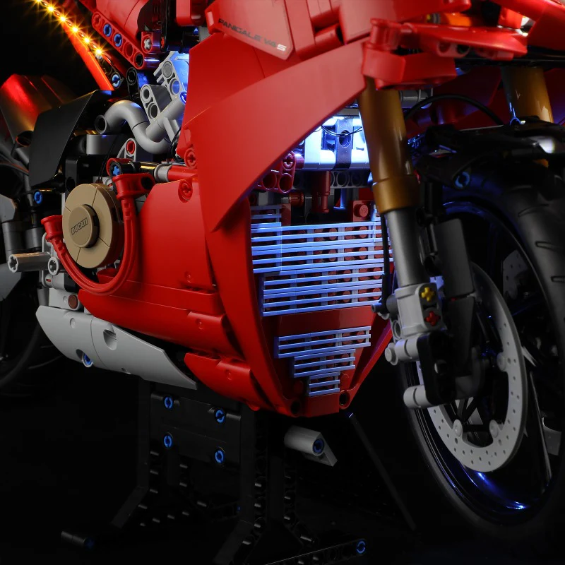 1603 pcs Ducati Panigale V4 S Motorcycle - Image 10