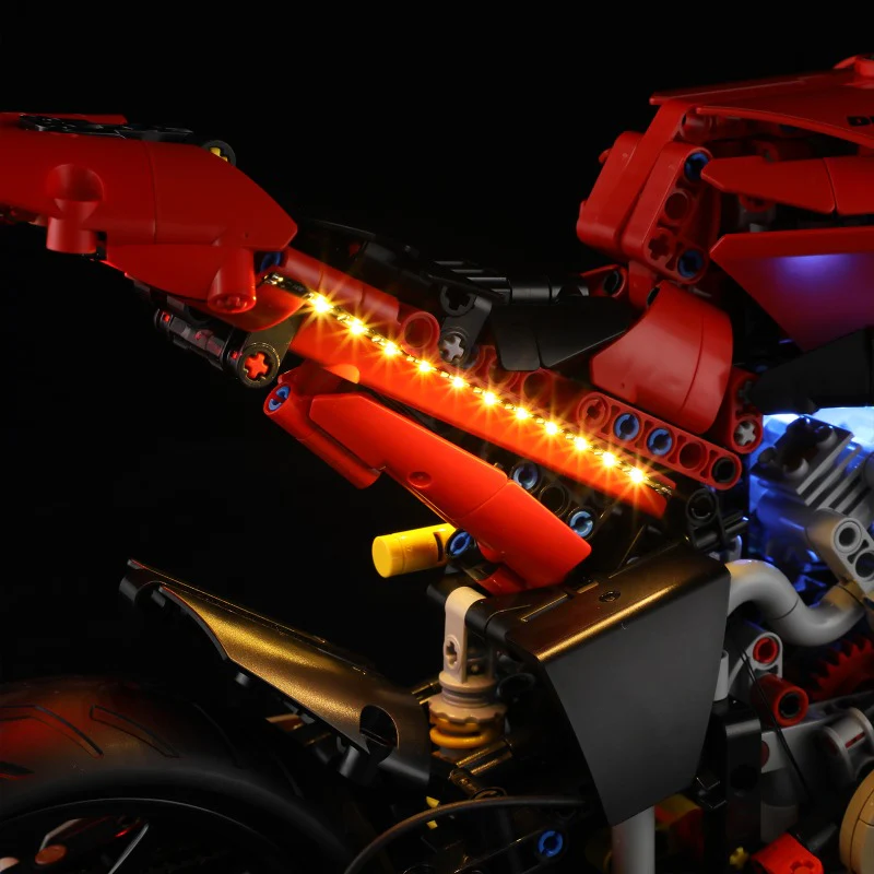1603 pcs Ducati Panigale V4 S Motorcycle - Image 6