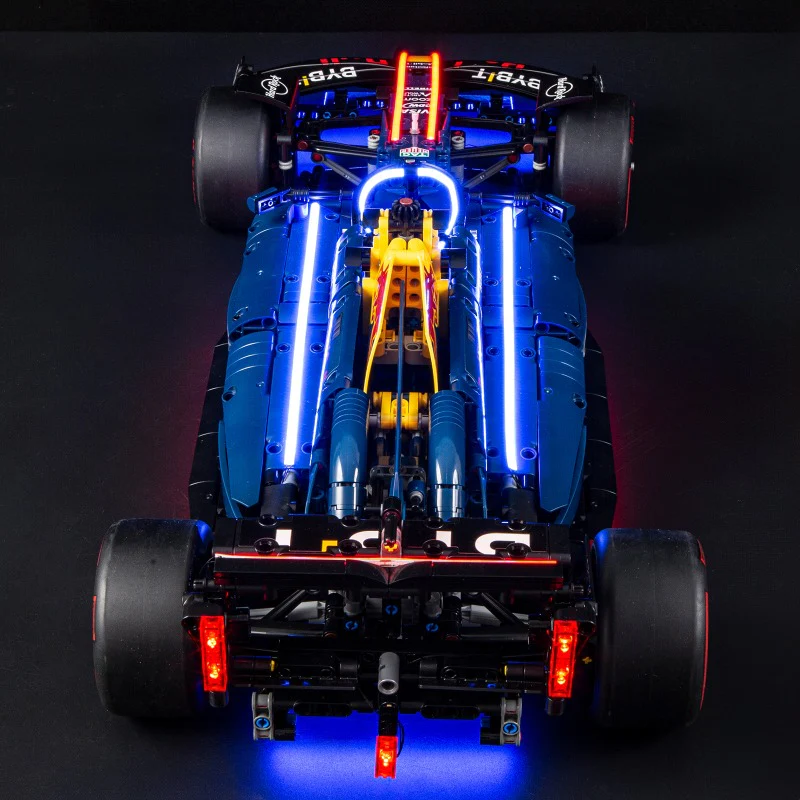 1639 pcs Oracle Red Bull Racing RB20 F1 Car - Image 5