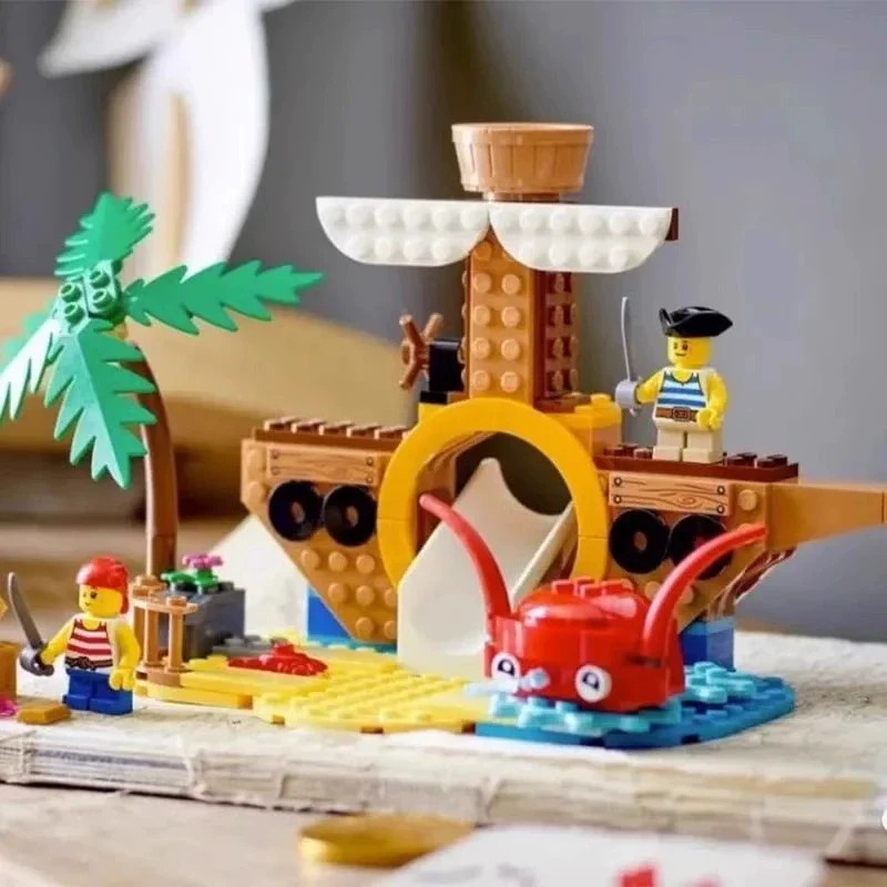 168 pcs Pirate Ship Playground - Image 3