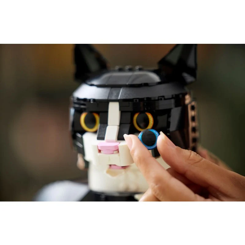 1710 pcs Tuxedo Cat - Image 10