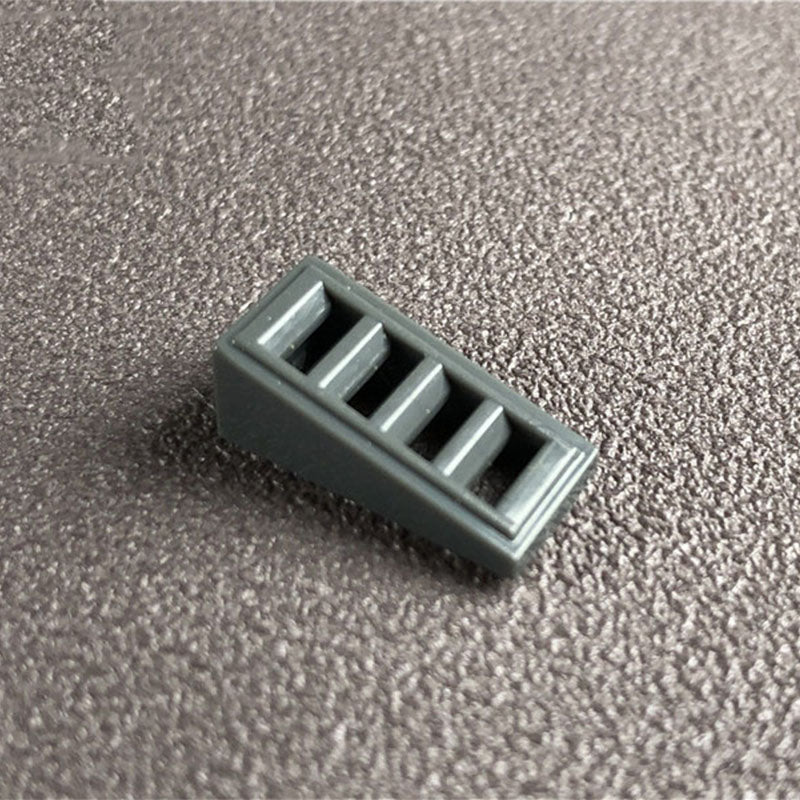 20pcs 1*2*2/3 Slope with Grille (18°) 61409 - Image 4