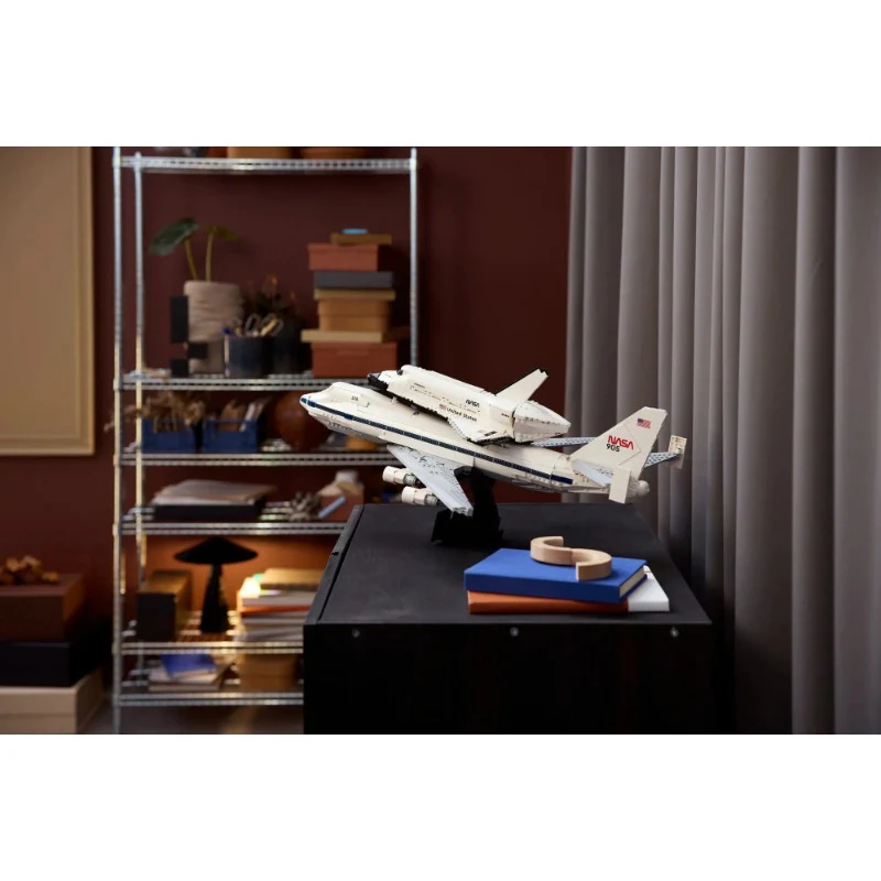 2417 pcs Shuttle Carrier Aircraft - Image 2