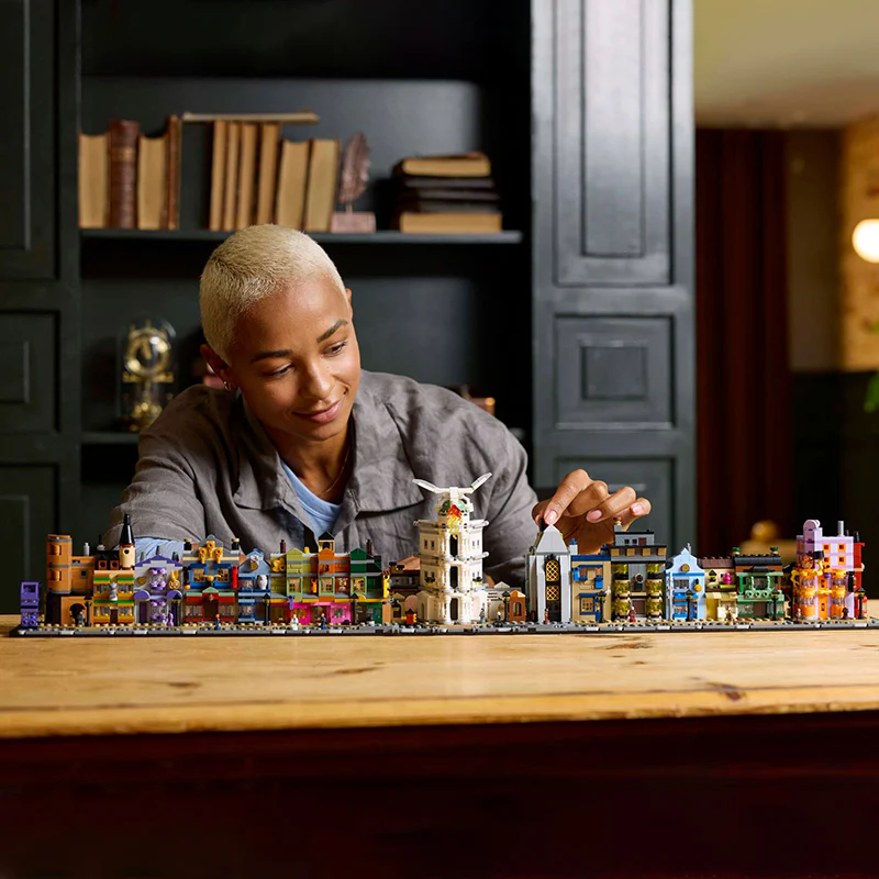 2750 pcs Diagon Alley Wizarding Shops - Image 4