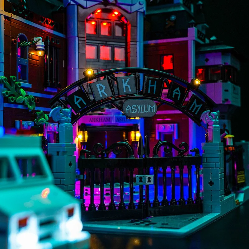 2953 pcs Arkham Asylum - Image 3