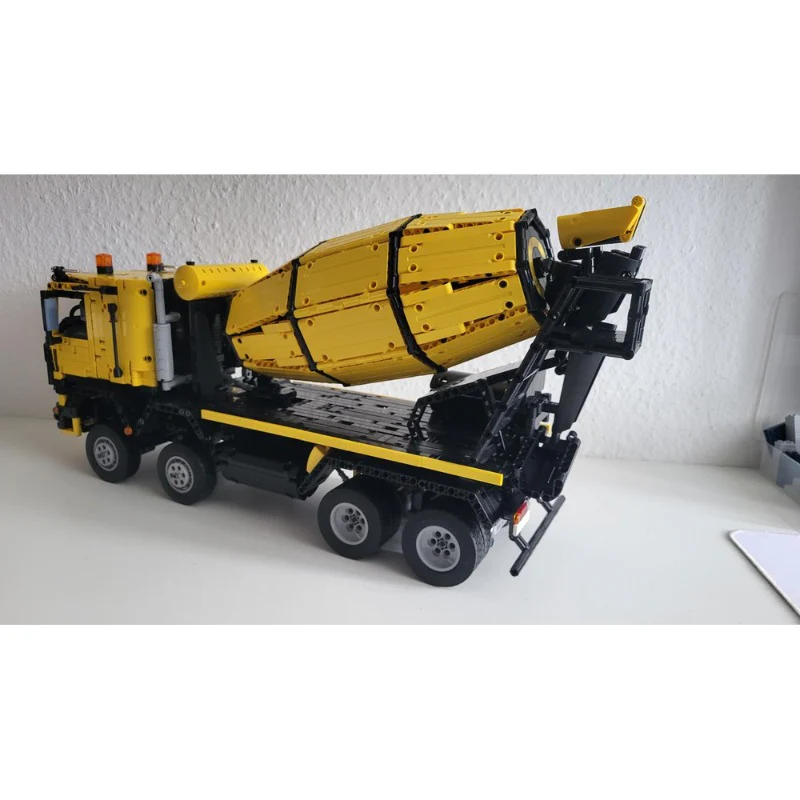 3075PCS MOC-152688 Concrete Mixer Truck / Betonfahrmischer Mercedes-Benz Arocs - 8 x 4 - Image 3