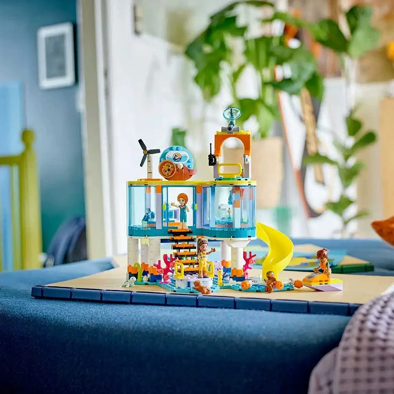 376 pcs Sea Rescue Centre - Image 3