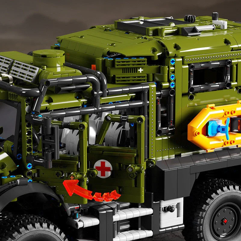 3850PCS T4023 Unimog Rescue Vehicle - Image 3