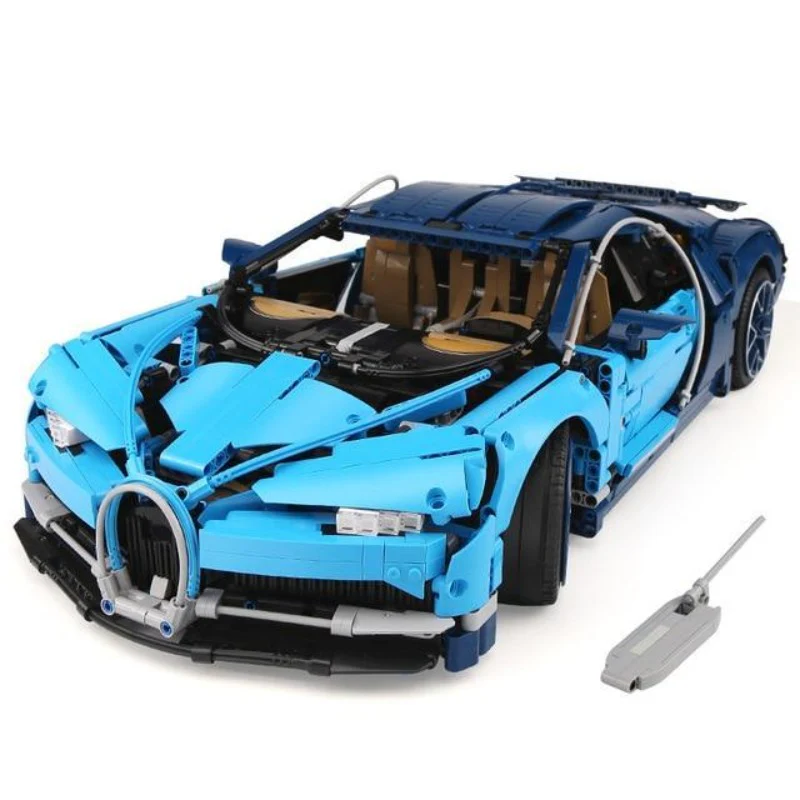 4031PCS Bugatti Chiron Compatible 42083 - Image 3
