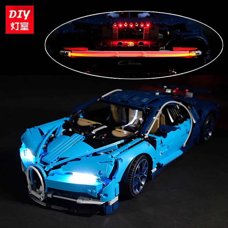 4031PCS Bugatti Chiron Compatible 42083 - Image 4