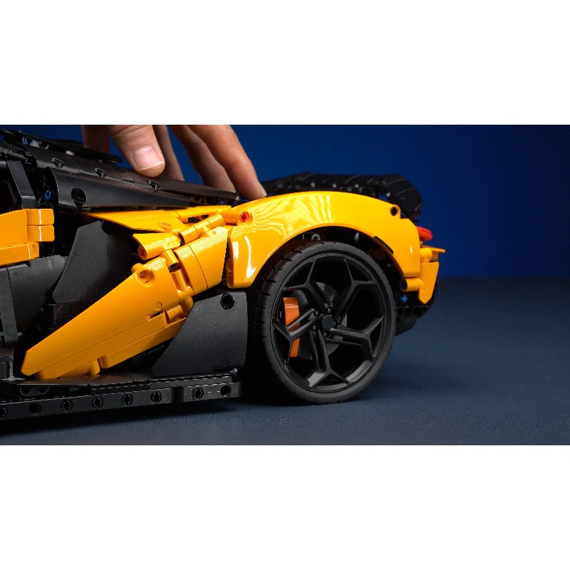 4200+pcs Lao Liang MOC - Supercar No. 03 1:8 static version - Image 7