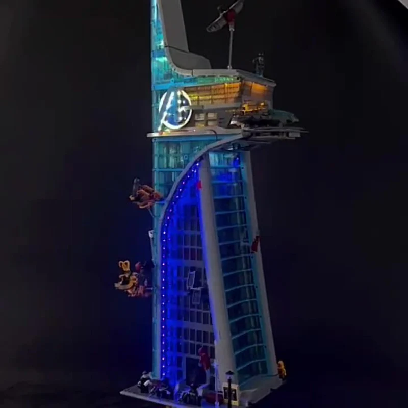 5201pcs 62967 Avengers Tower - Image 5