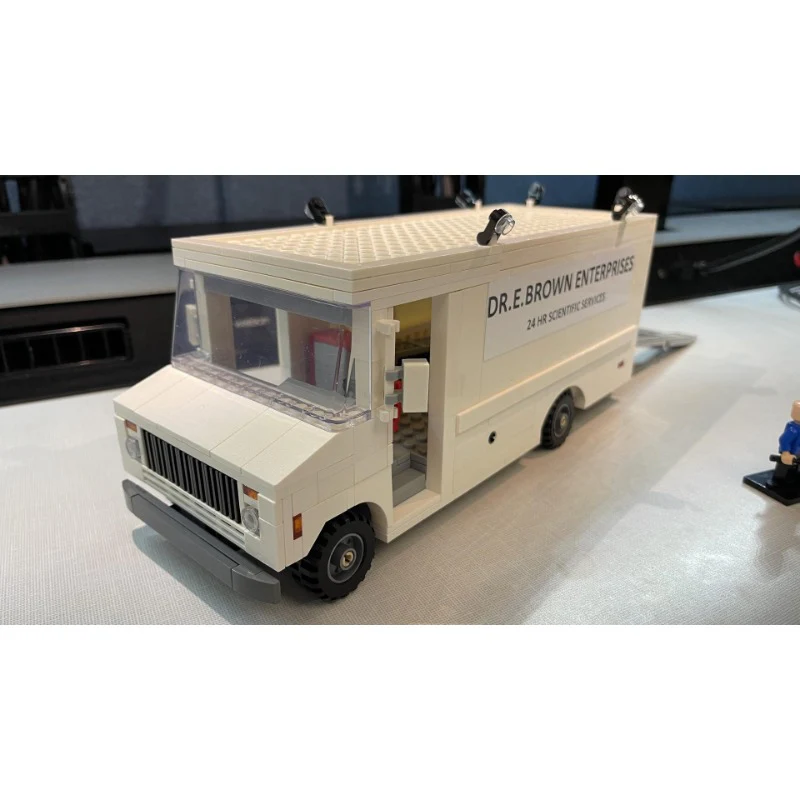 533pcs MOC-113860 Doc Brown Value Van - Image 5