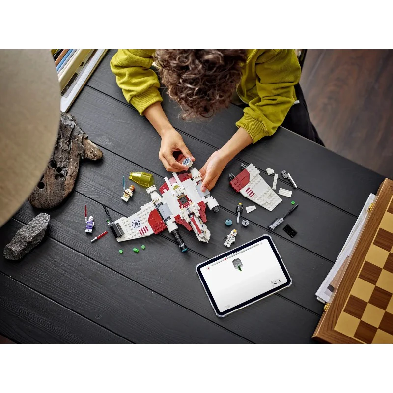 567 pcs V-19 Torrent Starfighter - Image 6
