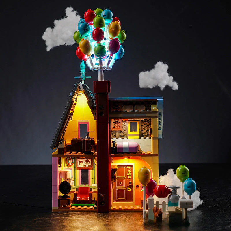 598 PCS 8002 ‘Up’ Balloon House - Image 4
