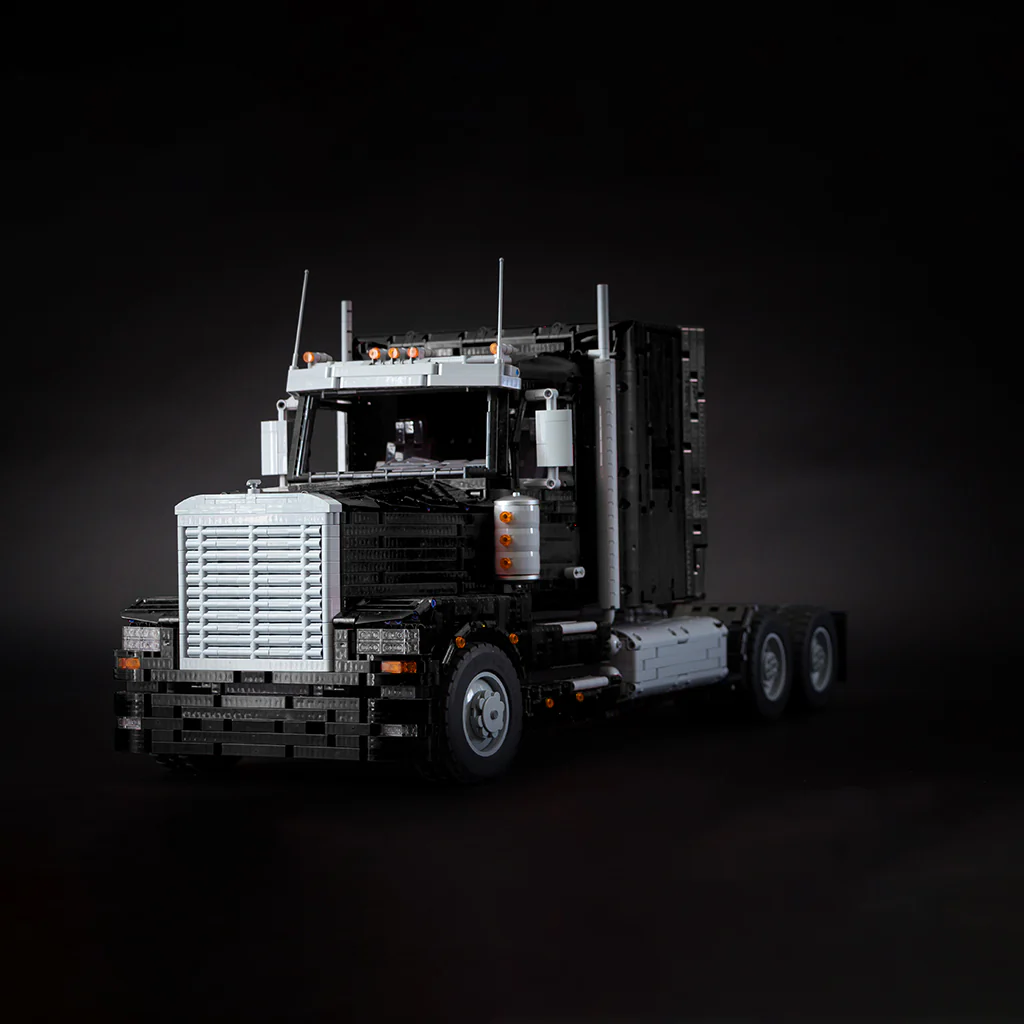 6050PCS MOC-46978 US Semi Truck - Image 12