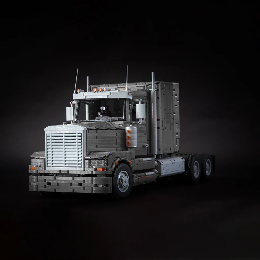 6050PCS MOC-46978 US Semi Truck - Image 16