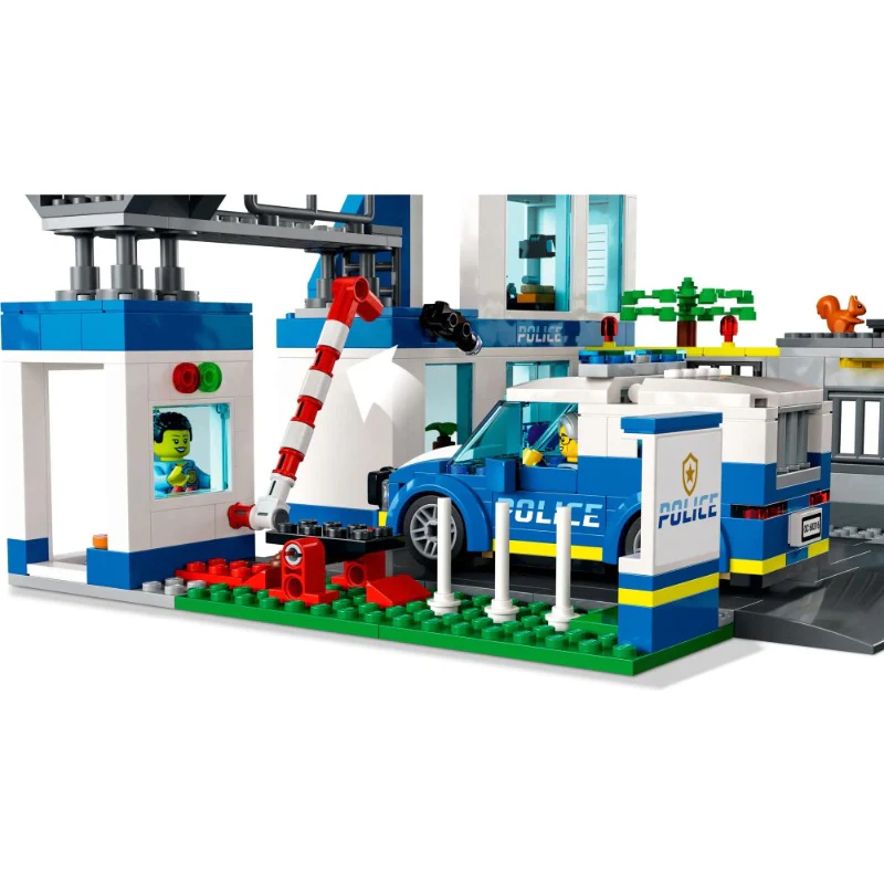 668 pcs Police Station - Image 4