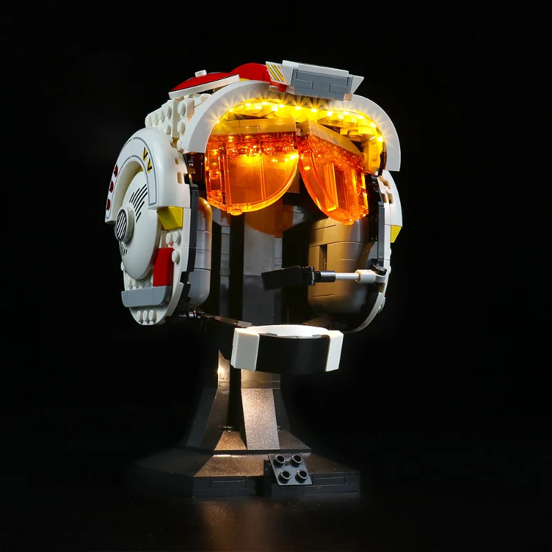 676 pcs Luke Skywalker (Red Five) Helmet - Image 2