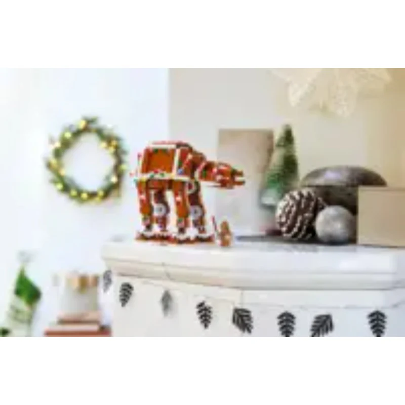697 pcs Gingerbread AT-AT Walker - Image 10
