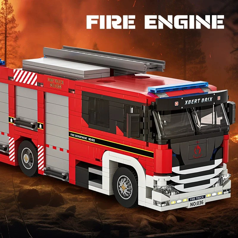 704pcs JIESTAR 66036 Fire Truck - Image 2