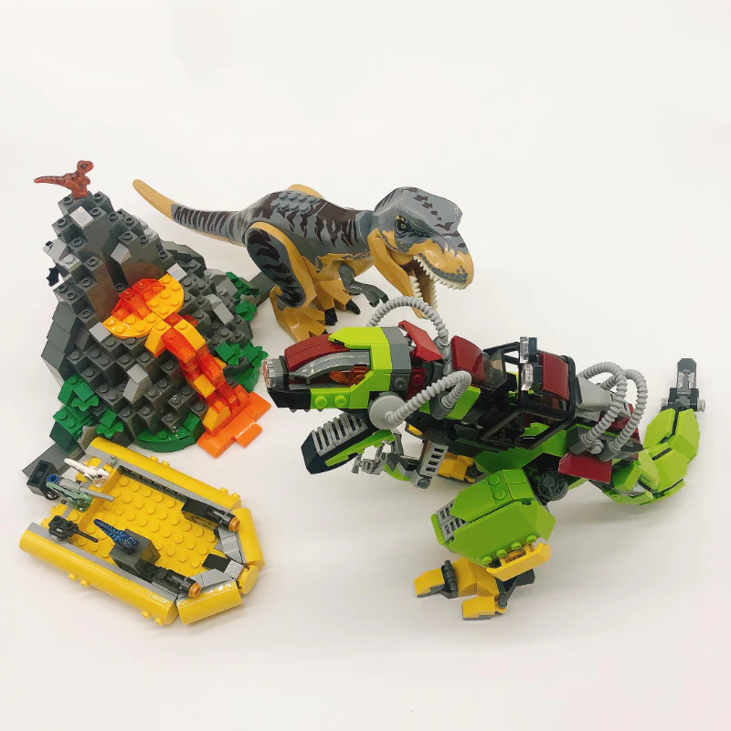716PCS 21337 T. rex vs Dino-Mech Battle - Image 3