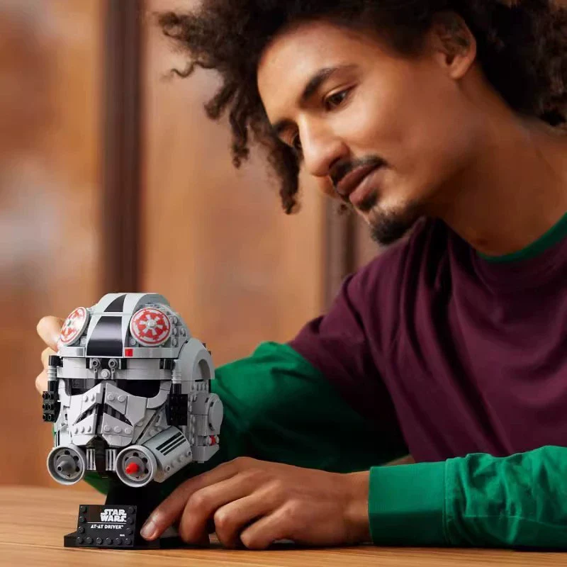 730 pcs AT-AT Driver Helmet - Image 6