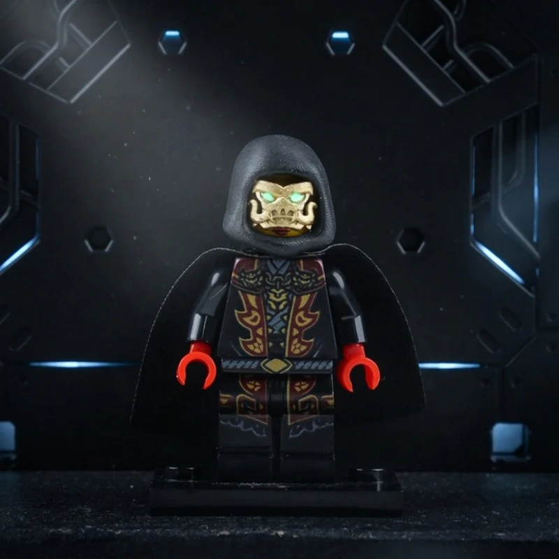 AS-02 Phantom Ninja Golden Mask Man Dr. LaRow Minifigures（The mask cannot be removed） - Image 2