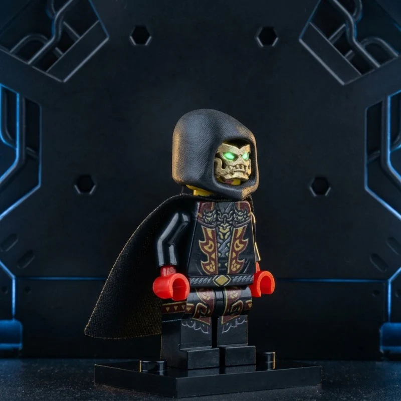 AS-02 Phantom Ninja Golden Mask Man Dr. LaRow Minifigures（The mask cannot be removed） - Image 4