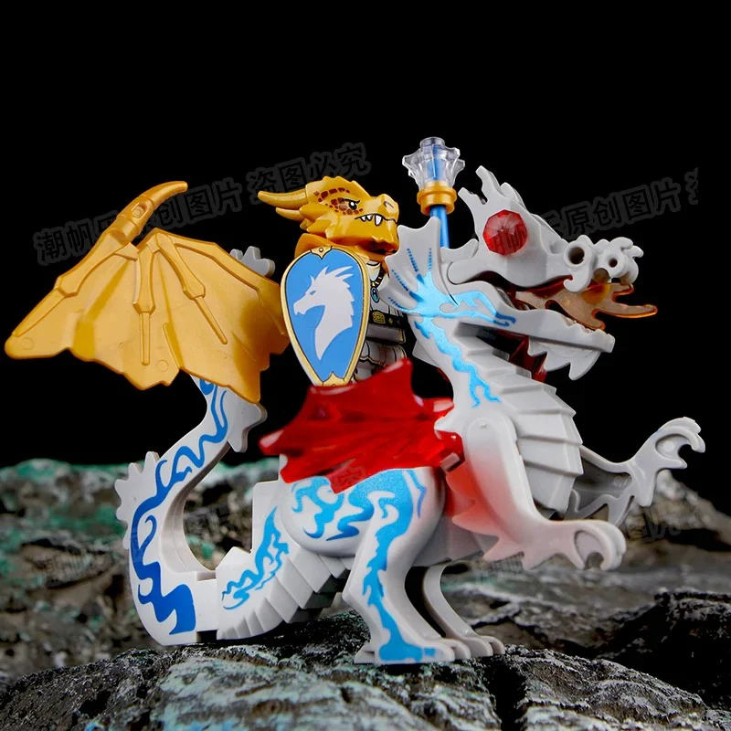 Dragon Knight Full set of minifigures Golden Knight Blue Knight Red Knight - Image 3