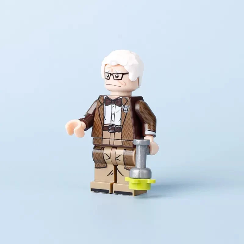 Flying House Tour Minifigures Fred and Russell - Image 3