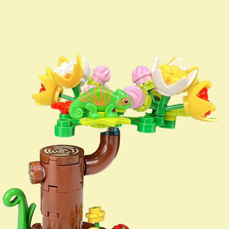 Lizard Perching Tree - Image 2