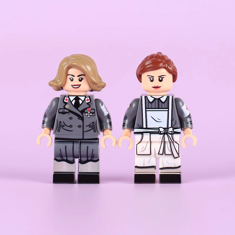 MTUV080-081 German female nurses during World War II Minifigures - Image 2