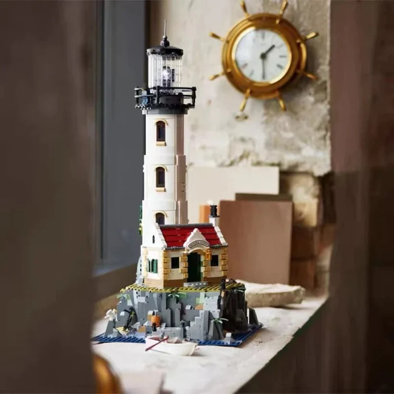2065PCS Motorised Lighthouse - Image 3