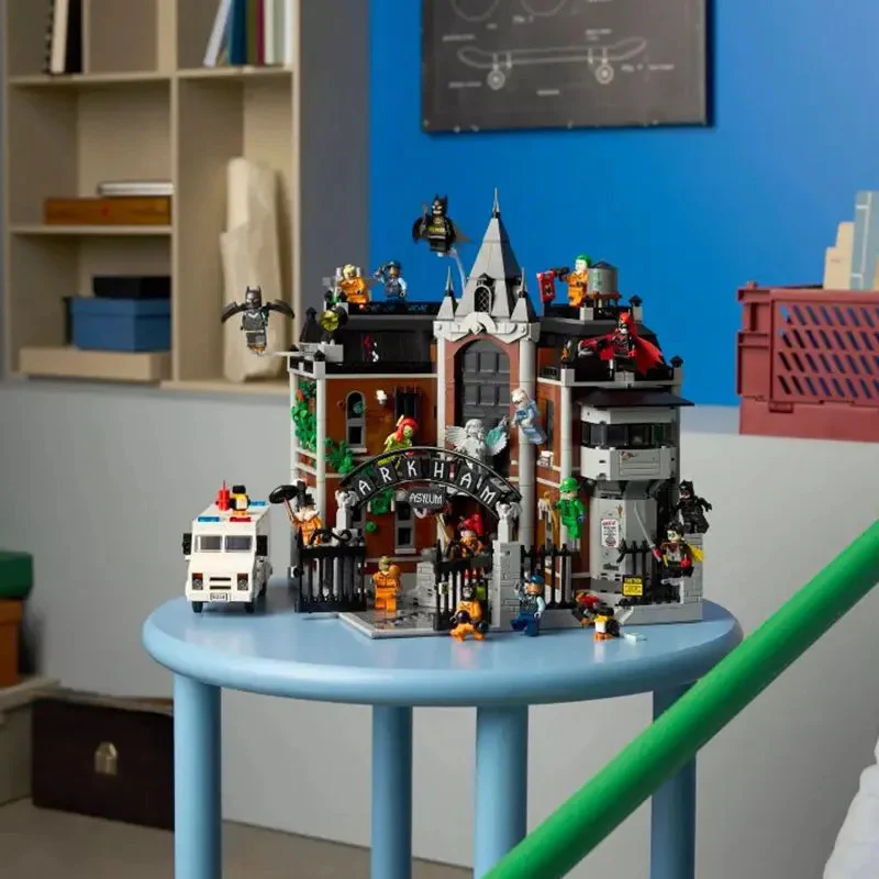 2953 pcs Arkham Asylum - Image 7