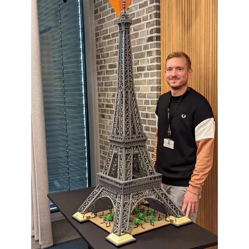 (Ship from US warehouse) 10001 PCS Eiffel Tower - Image 12
