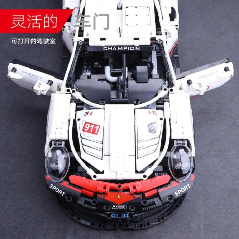 1580pcs Porsche Racing Car 911 RSR 40003 - Image 4