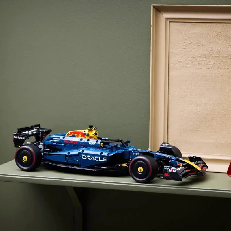 (Ship from US warehouse) 1639 pcs Oracle Red Bull Racing RB20 F1 Car - Image 2